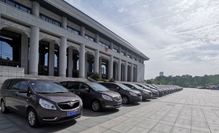 7座别克GL8商务-商务车中的王者